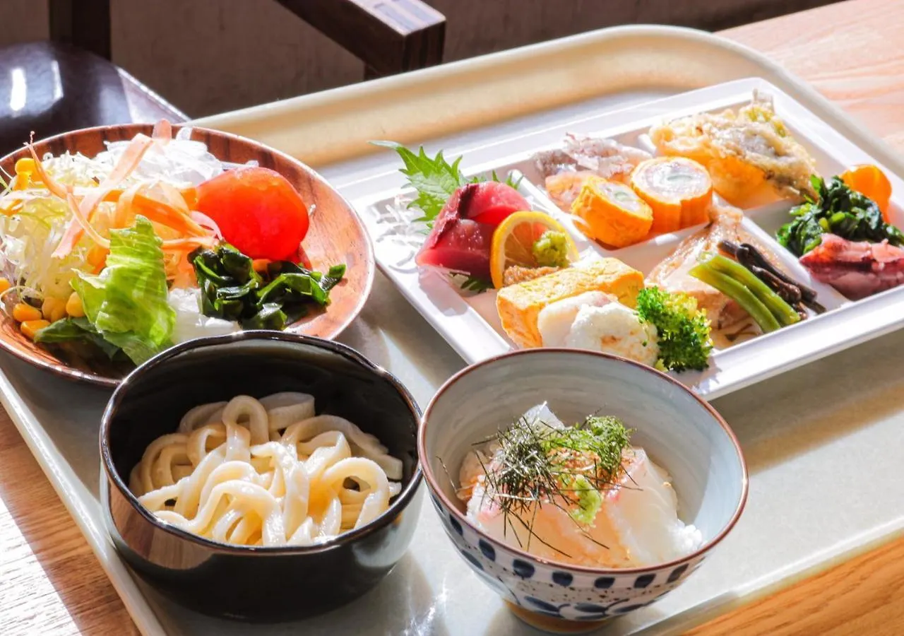 Apa Hotel Matsuyamajo Nishi Matsuyama