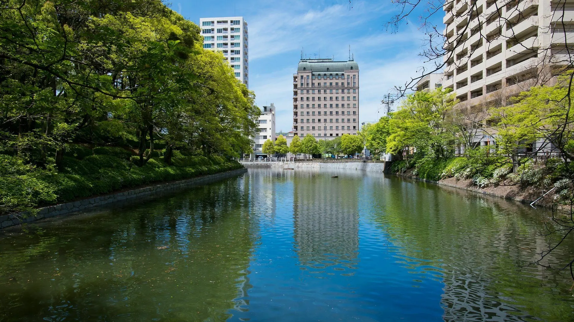 Apa Hotel Matsuyamajo Nishi Matsuyama  Japan